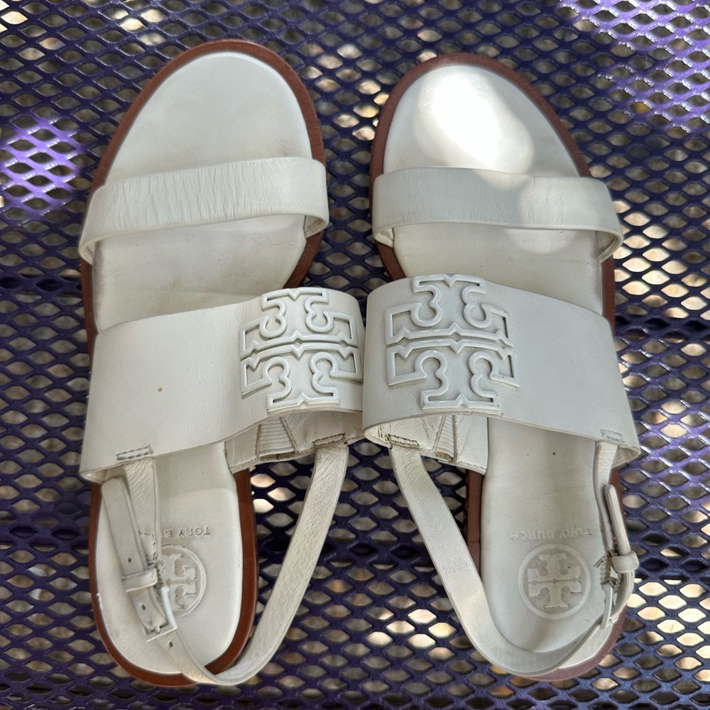 Tory Burch White Sandals Elegant Design